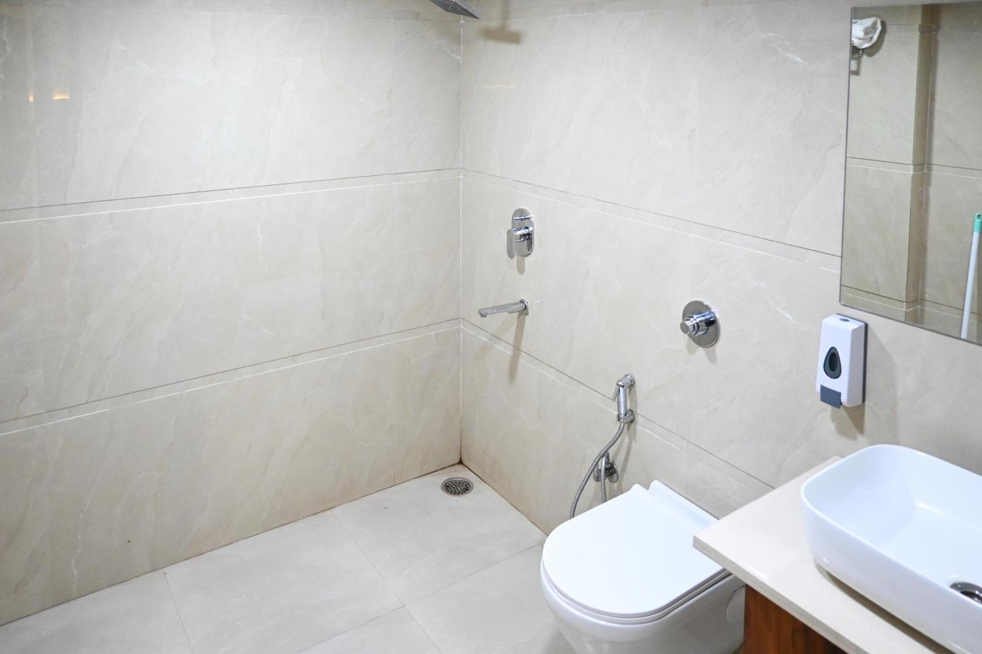 The Kedar Resort Mathura Eksteriør bilde